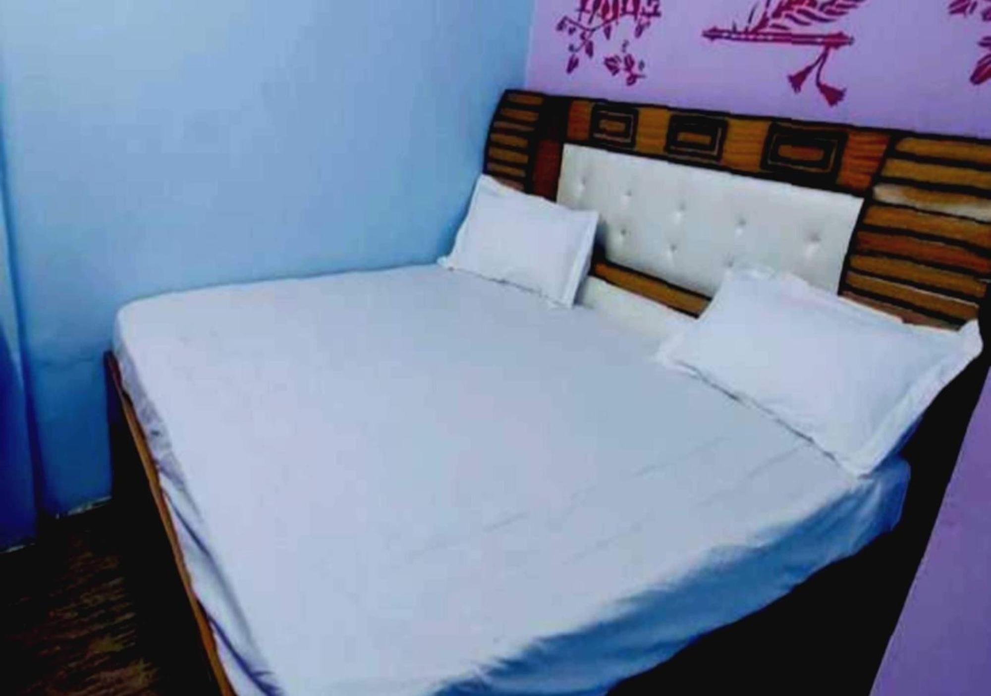 Hotel O The Villager'S Residency Aligarh Bagian luar foto